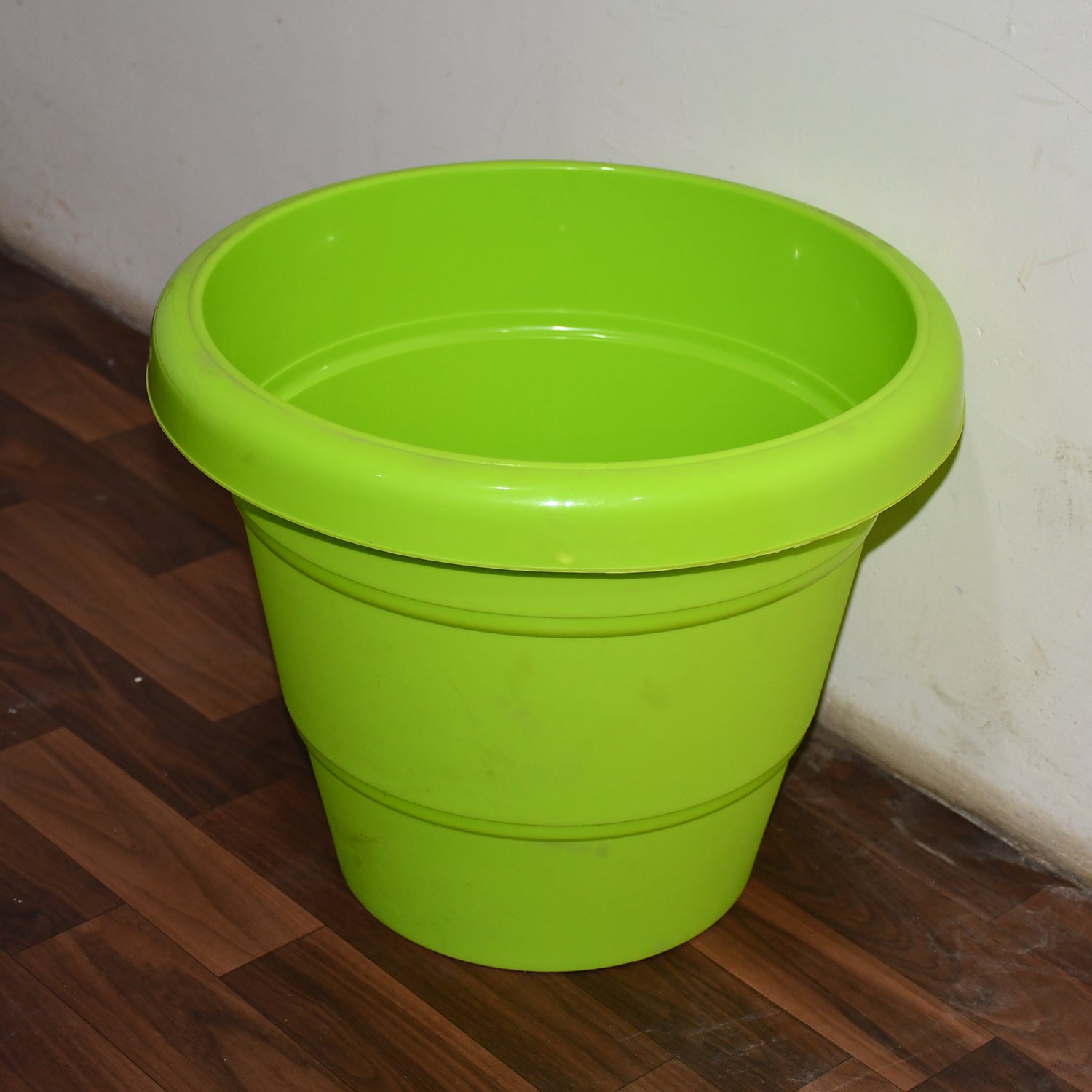 0794 Durable Plastic Pot For Indoor And Outdoor Gardening For Home Decor And Indoor Gardening (35x40Cm) (mix Color) 0794 Durable Plastic Pot For Indoor And Outdoor Gardening For Home Decor And Indoor Gardening (35x40Cm) (mix Color)